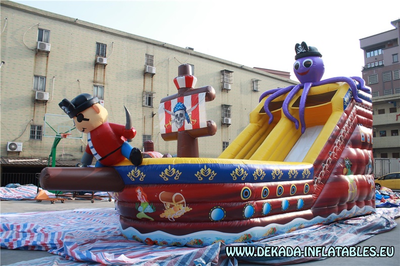 pirate-combo-inflatable-slide-for-sale-dekada-croatia-6.jpg