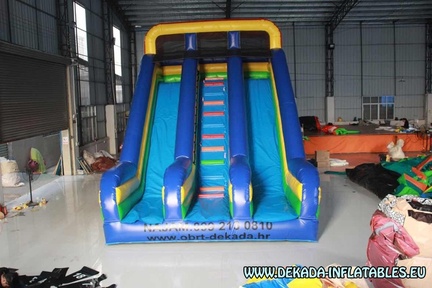 big-blue-slide-inflatable-slide-for-sale-dekada-croatia-2