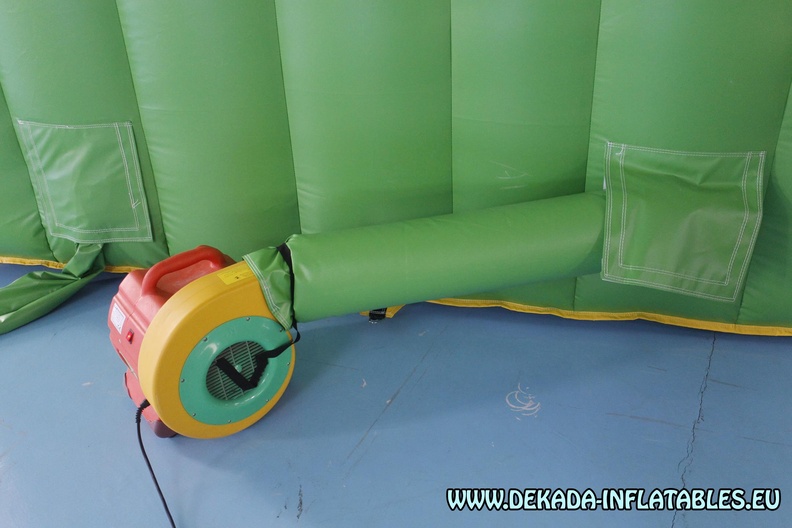 minions-slide-inflatable-slide-for-sale-dekada-croatia-14.jpg